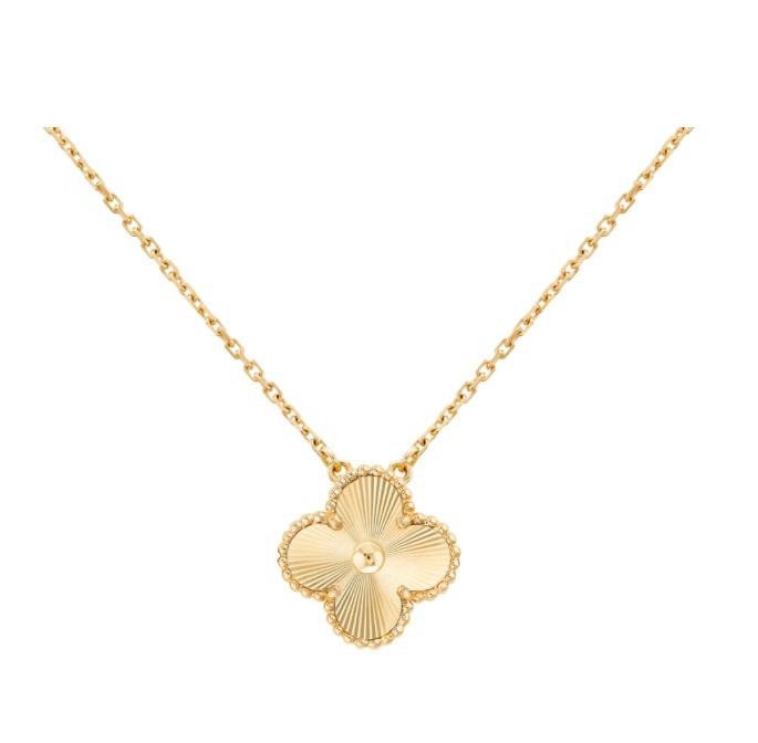 Camila Clover Necklace